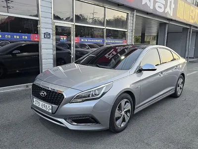 Hyundai Sonata 2017, 177000 км, за 6500000 KRW - фото 1