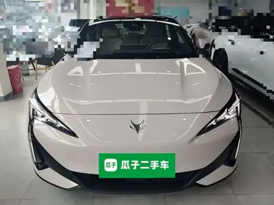 Arcfox Alpha S5 2024, 27000 км, за 107000 CNY