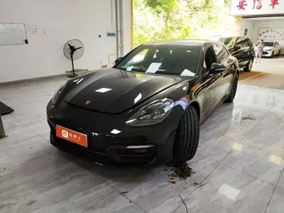 Porsche Panamera Hybrid · 2022 год