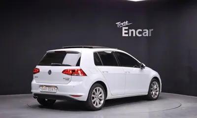 Volkswagen Golf 2016, 139440 км, за 8990000 KRW