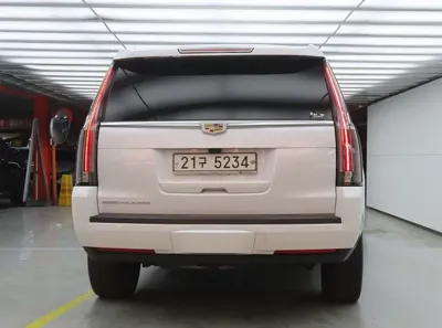 Cadillac Escalade 2017, 95908 км, за 31200000 KRW