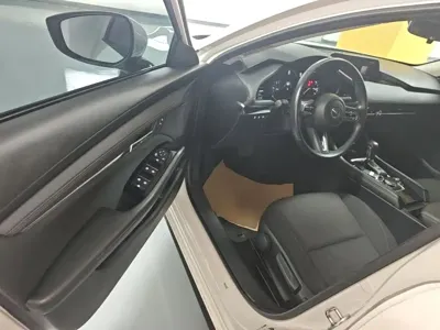Mazda 3 Axela 2021, 75700 км, за 62699 CNY - фото 16