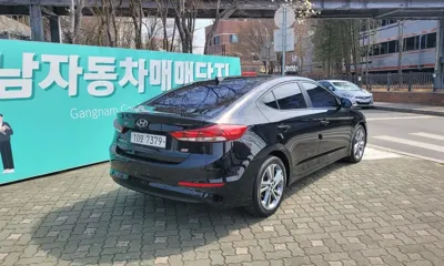 Hyundai Avante 2017, 90000 км, за 8990000 KRW - фото 6