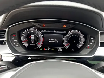 Audi A8 2026, 1000 км, за 618800 CNY - фото 12