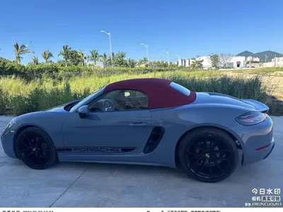 Porsche 718 2023, 40000 км, за 355800 CNY