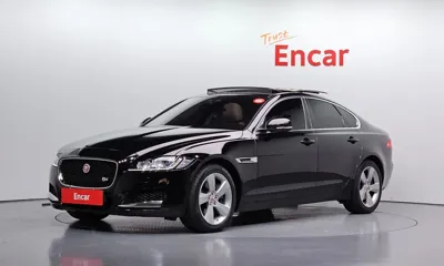 Jaguar XF · 2018 год