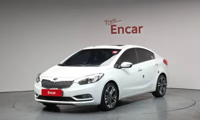 Kia K3 · 2013 год