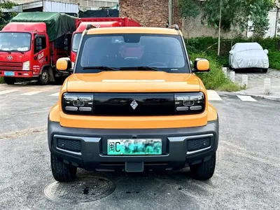 Baojun Yueye 2023, 100000 км, за 43800 CNY
