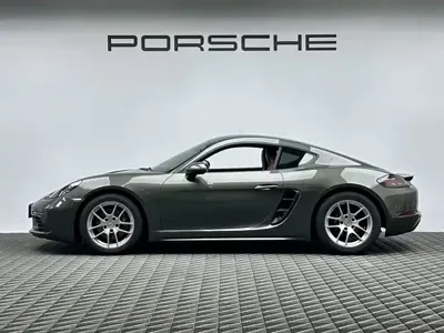 Porsche 718 2023, 9500 км, за 435000 CNY