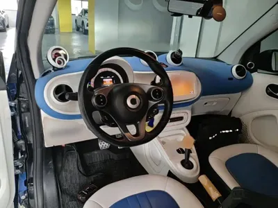 Smart Smart Fortwo 2017, 76700 км, за 94100 CNY - фото 10