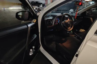 Toyota RAV4 2019, 110900 км, за 99243.55 CNY - фото 19