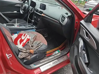 Mazda 3 Axela 2018, 88300 км, за 40900 CNY - фото 7