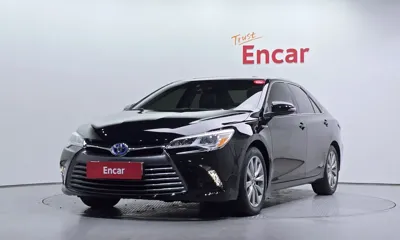 Toyota Camry · 2015 год