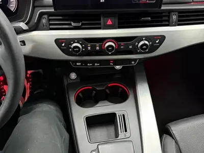 Audi A4L 2021, 40000 км, за 163800 CNY - фото 9