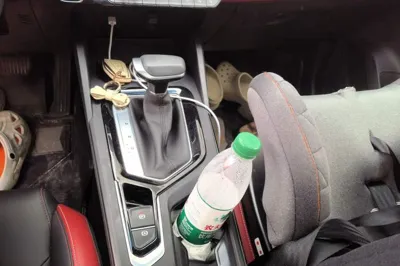 Geely Auto Emgrand S 2021, 32100 км, за 45448.7 CNY - фото 14