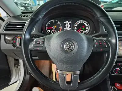 Volkswagen Passat 2015, 294657 км, за 3200000 KRW - фото 11