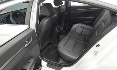Hyundai Avante 2018, 90125 км, за 10800000 KRW - фото 11