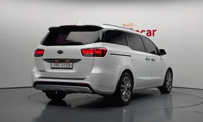 Kia Canival 2017, 265139 км, за 7000000 KRW