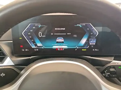 BMW i3 2024, 51300 км, за 144200 CNY - фото 12