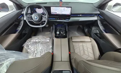 BMW 5-Series · 2024 год