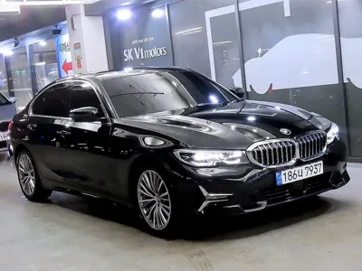BMW 3-Series · 2022 год