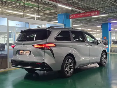 Toyota Sienna 2025, 2503 км, за 62500000 KRW