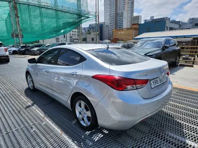 Hyundai Avante 2012, 96345 км, за 4500000 KRW