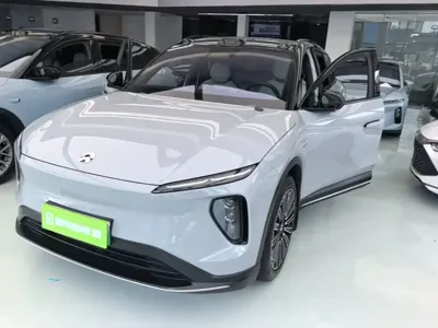 Nio ES6 · 2025 год