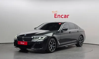 BMW 5-Series · 2022 год