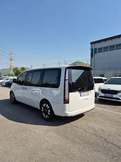 Hyundai Staria 2025, 10927 км, за 49500000 KRW - фото 3