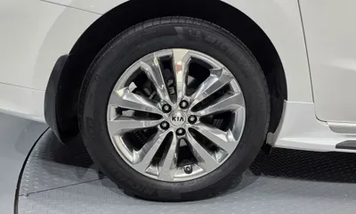 Kia Canival 2018, 181892 км, за 9900000 KRW - фото 5