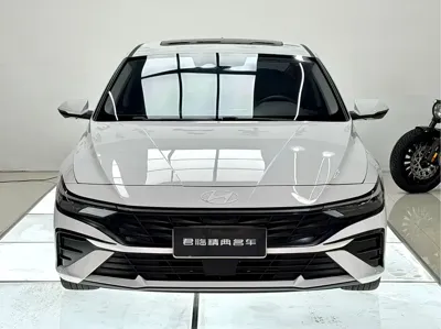 Hyundai Elantra 2023, 44000 км, за 99800 CNY - фото 2