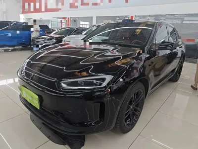 AITO 问界 AITO M5 · 2025 год