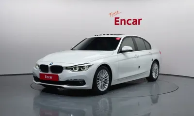 BMW 3-Series · 2018 год
