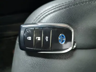 Toyota Corolla 2018, 102600 км, за 47800 CNY - фото 9