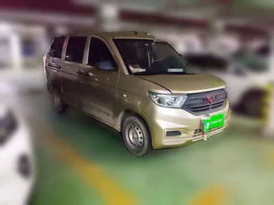 Wuling Hongguang V 2022, 33900 км, за 38123.01 CNY
