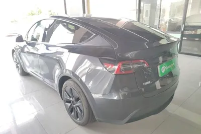 Tesla Model Y 2024, 43900 км, за 204702.28 CNY