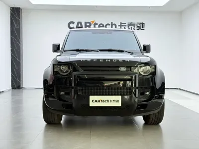 Land Rover Defender 2026, 6700 км, за 697000 CNY