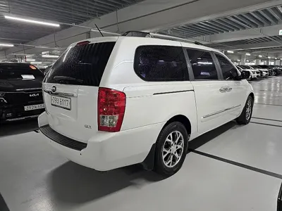 Kia Canival 2014, 229300 км, за 3900000 KRW