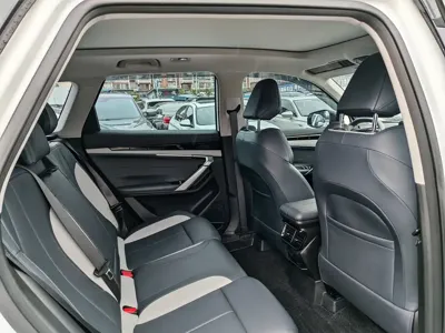 Geely Boyue L 2025, 14000 км, за 77600 CNY - фото 9