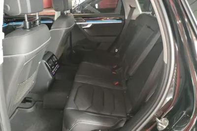 Volkswagen Touareg 2019, 132500 км, за 222103.92 CNY - фото 20