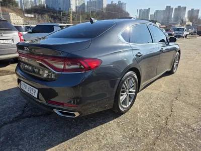 Hyundai Grandeur 2019, 176965 км, за 9950000 KRW