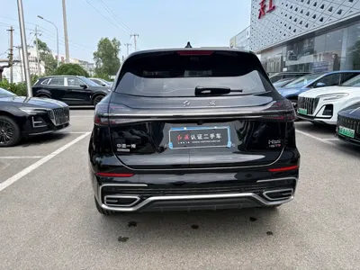 Hongqi Hongqi HS5 2024, 8000 км, за 105800 CNY