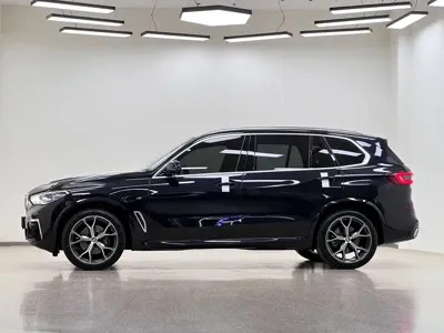 BMW X5 2022, 70000 км, за 358000 CNY