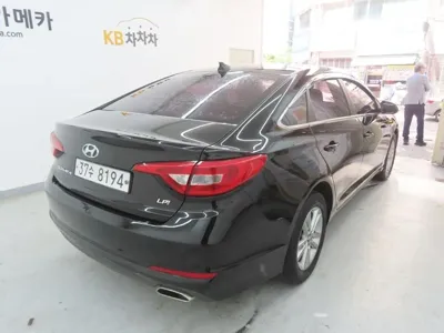 Hyundai Sonata 2015, 130000 км, за 6500000 KRW - фото 3