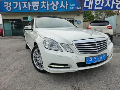 Mercedes-Benz E-Class · 2012 год
