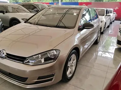 Volkswagen Golf · 2017 год
