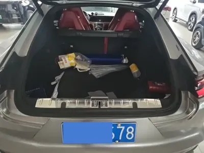 Porsche Panamera 2019, 70000 км, за 420000 CNY - фото 5