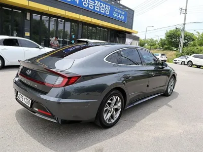 Hyundai Sonata 2022, 117185 км, за 20500000 KRW