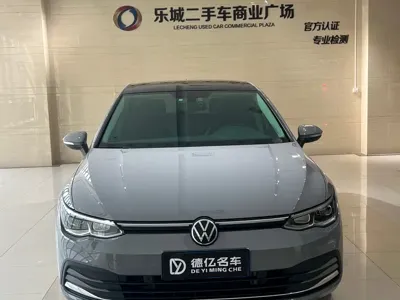 Volkswagen Golf 2022, 34000 км, за 83800 CNY
